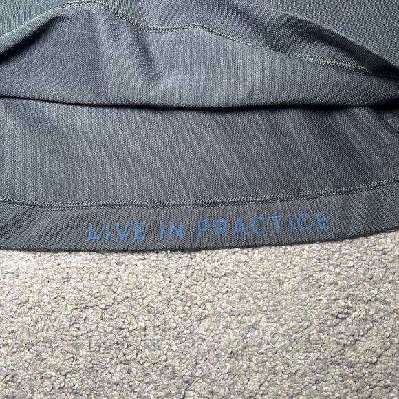 Lululemon Tech Pique Polo Shirt Golf Performance Live In Practice Gray Size M - Picture 5 of 8